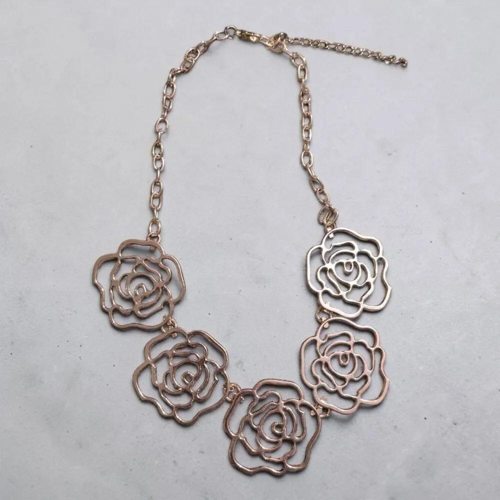 N/A elegant rose